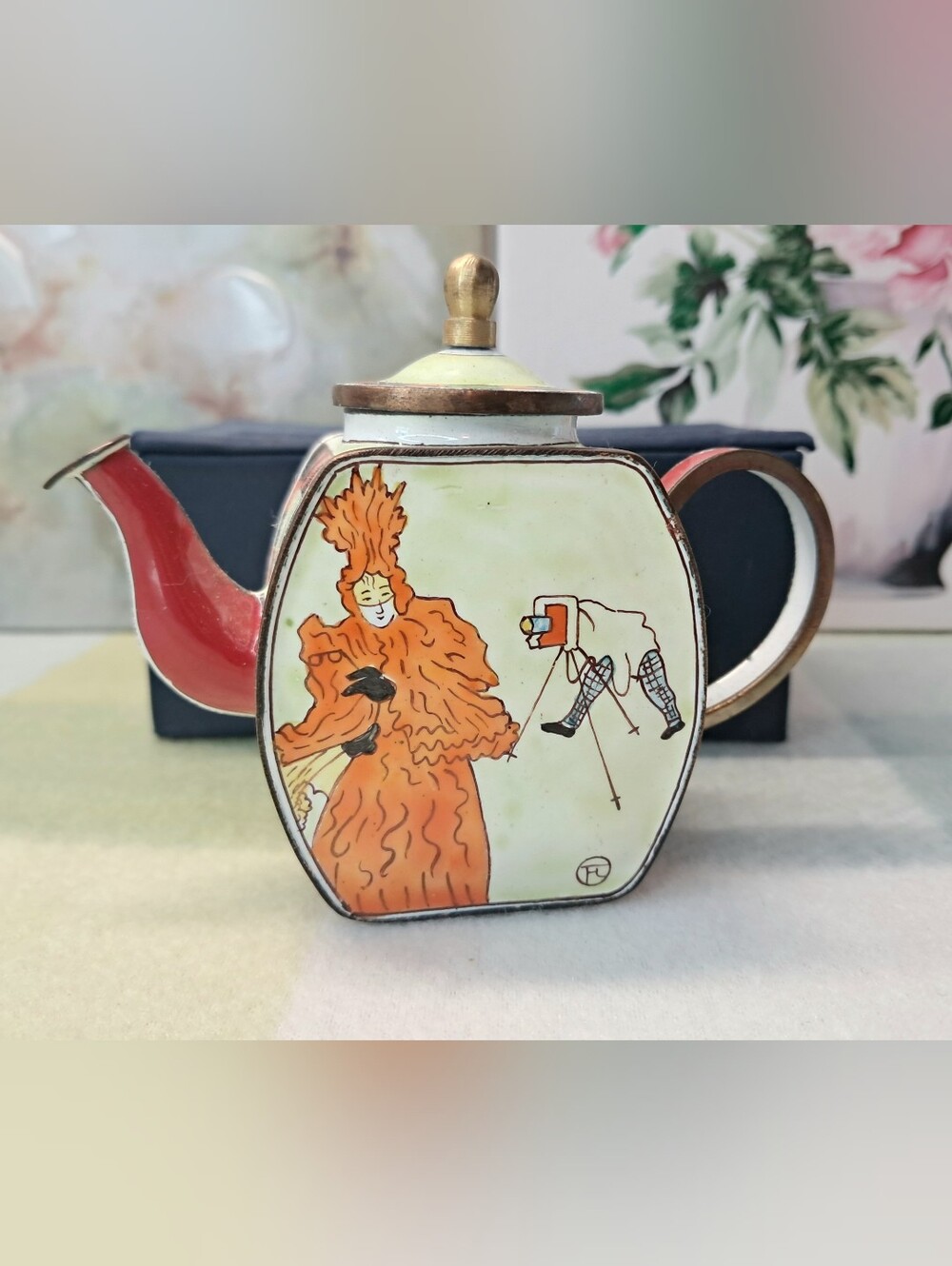 Charlotte Di Vita Trade+Aid Mini Enamel Teapot UK. 246 The Photographer